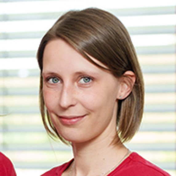 Miriam Narr