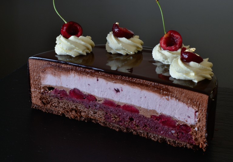 Kirsch-Schokomousse mit Rum