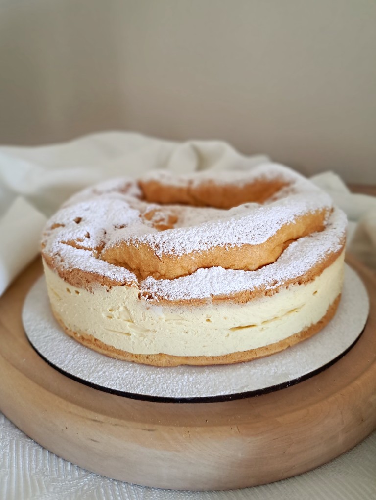 Fluffiger Karpatka Kuchen mit Vanillecreme