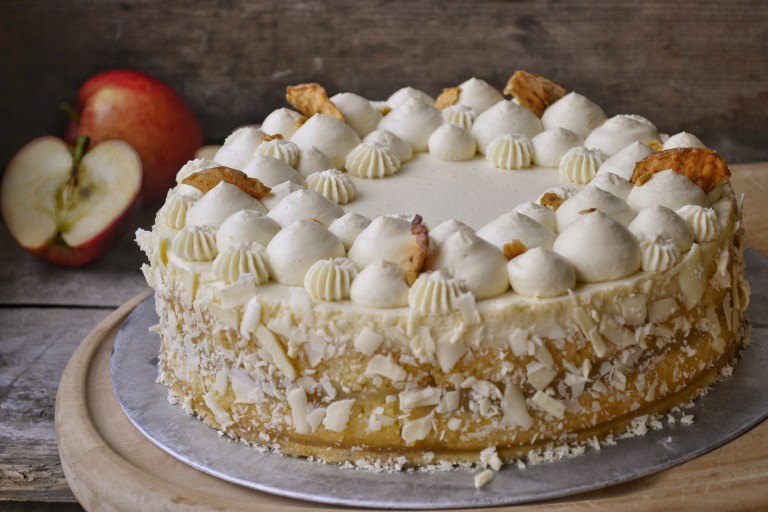 Apfel-Rum-Torte